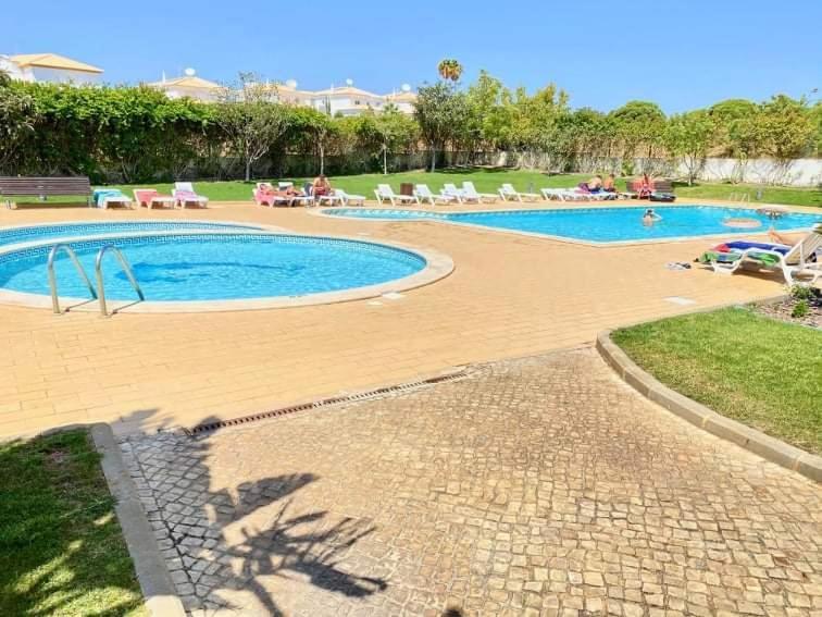 Flamingo'S Apartment W/ 2 Swimming Pool Albufeira Exterior foto