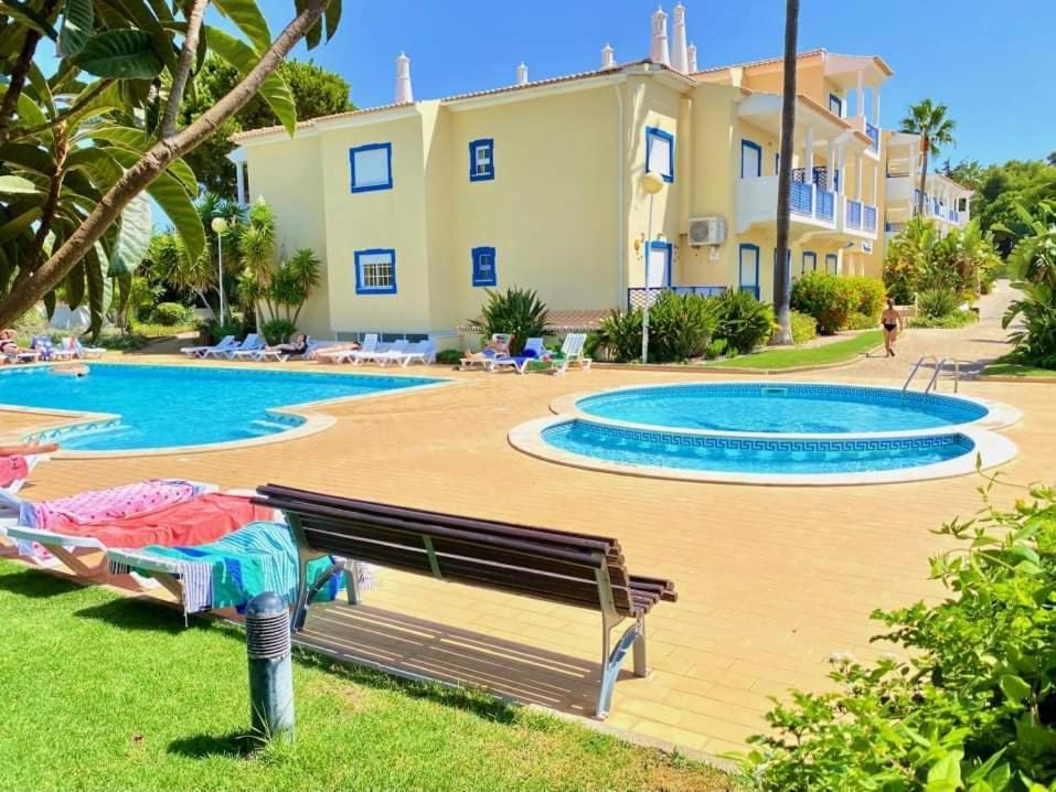 Flamingos Apartment With 2 Swimming Pool Com Check In E Check Out Ao Domingo Em Julho E Agosto Albufeira Exterior foto