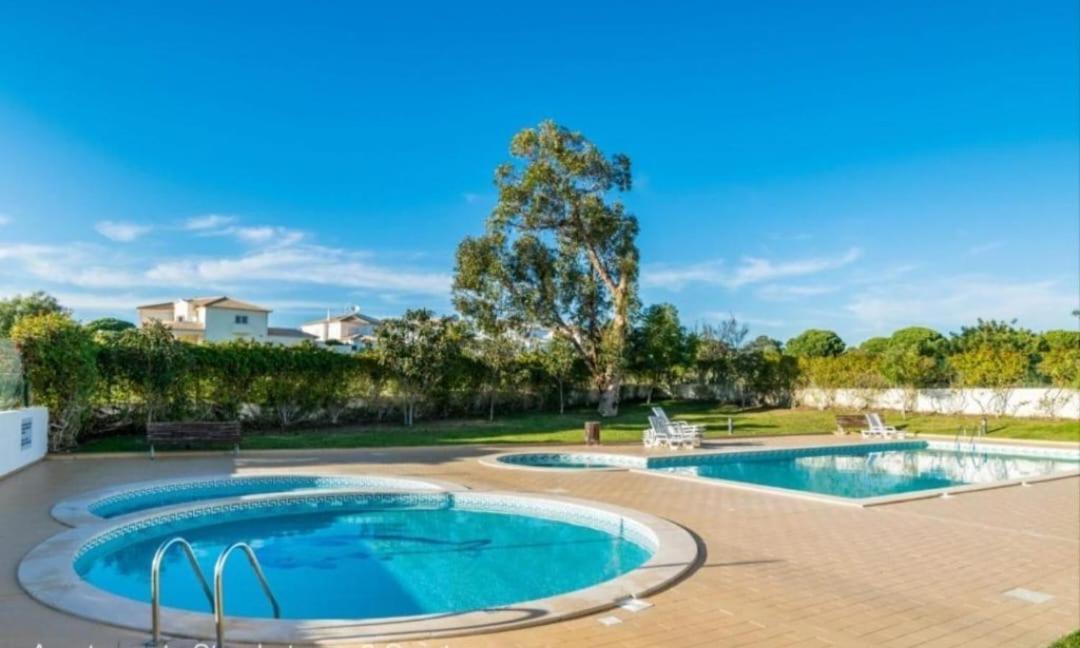 Flamingos Apartment With 2 Swimming Pool Com Check In E Check Out Ao Domingo Em Julho E Agosto Albufeira Exterior foto